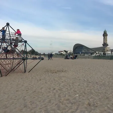 Ff11 In Warnemuende, Friedrich-franz-strasse 11